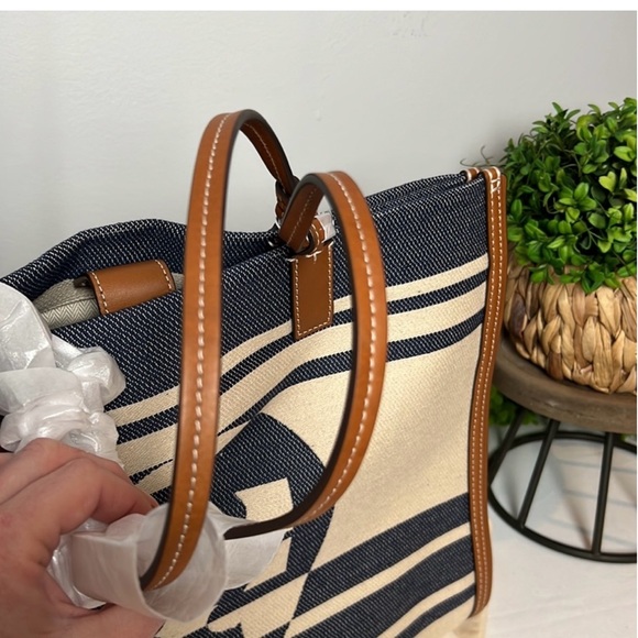 ❤️🔥TORY BURCH Ella Jacquard Stripes Tote NWT❤️🔥 - Picture 9 of 10